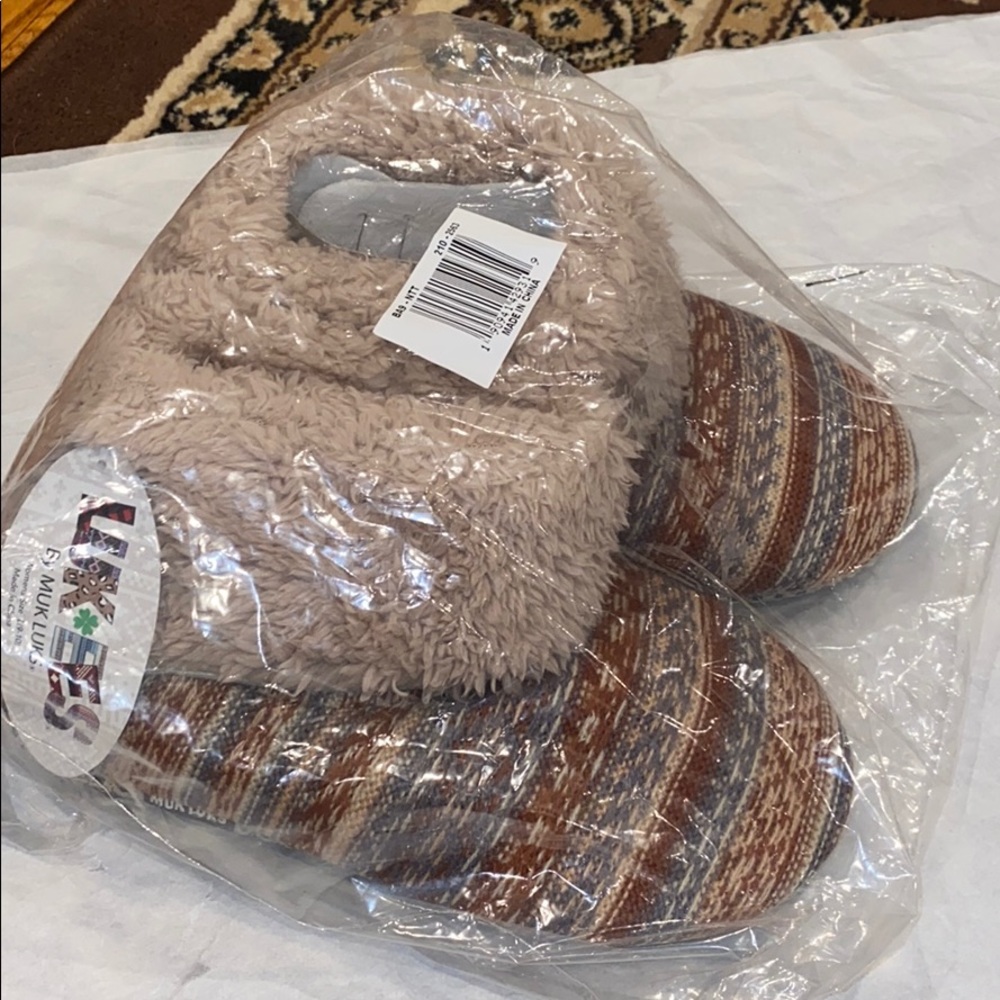 Muk Luks slippers
